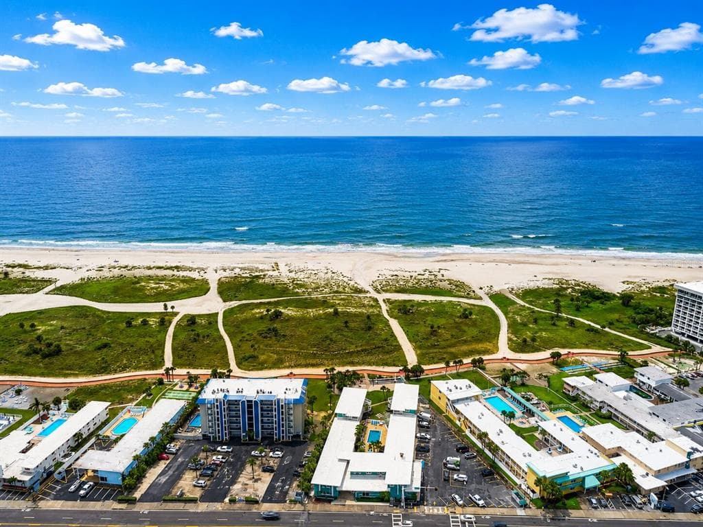 11730 GULF BOULEVARD 32 photo 23