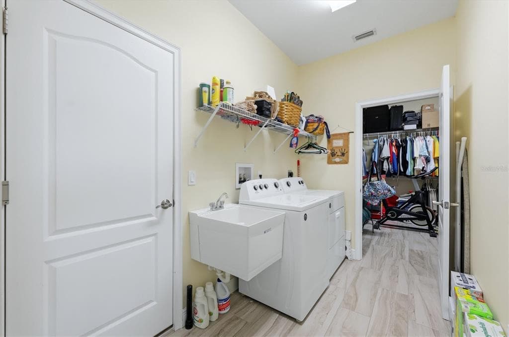 48 LONG MEADOW LANE photo 24