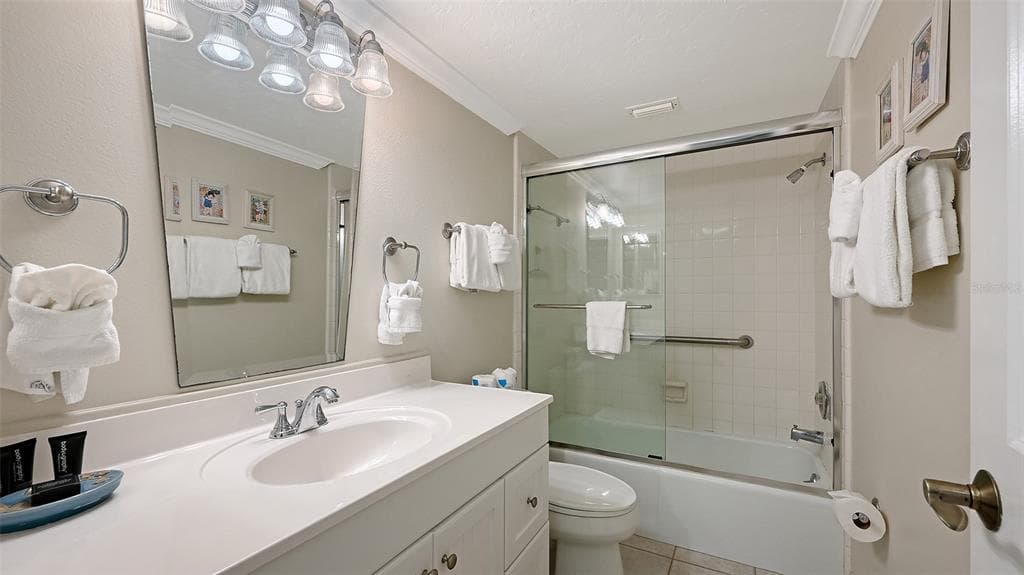 4325 GULF OF MEXICO DRIVE 103 photo 22