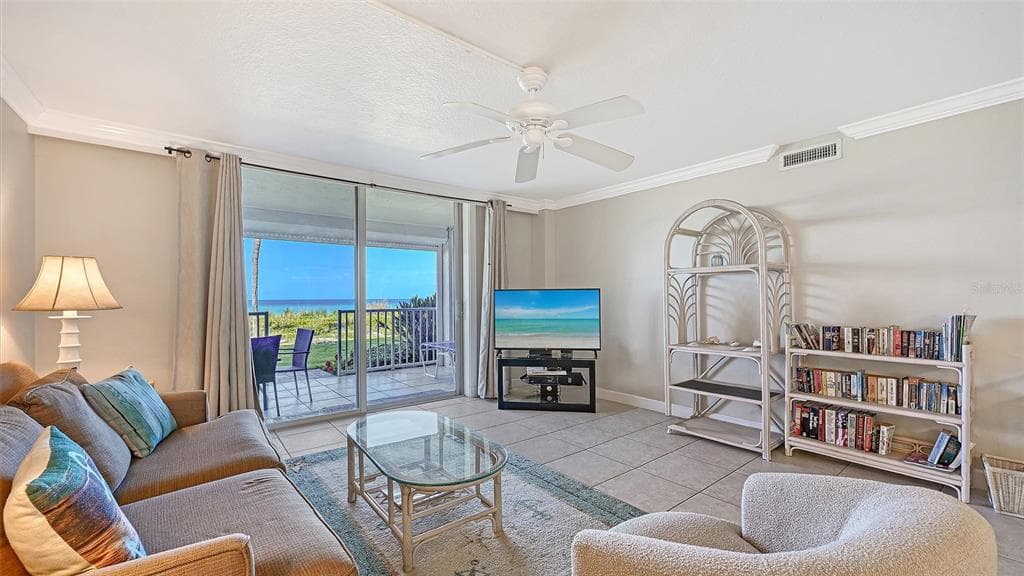 4325 GULF OF MEXICO DRIVE 103 photo 5
