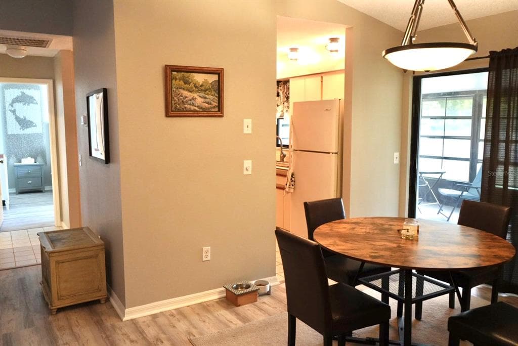 10046 CHARLEMONT AVENUE photo 21
