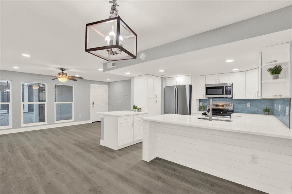 337 REX PLACE A photo 10