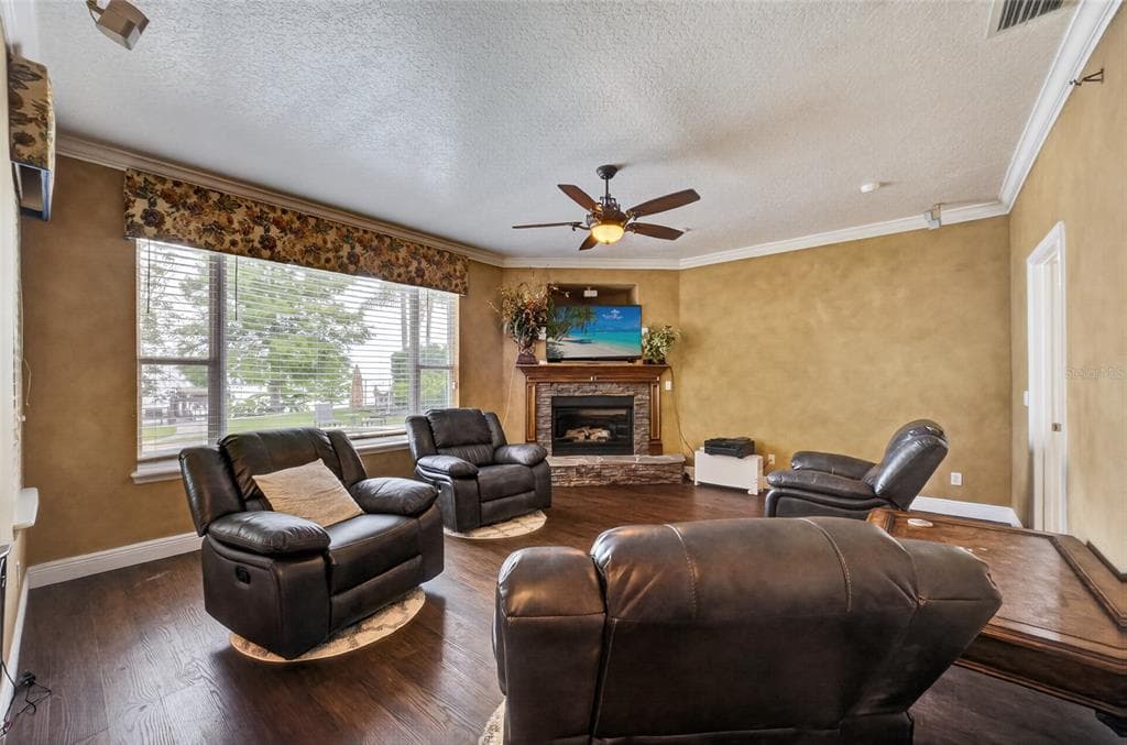 279 ZACHARY WADE STREET photo 25