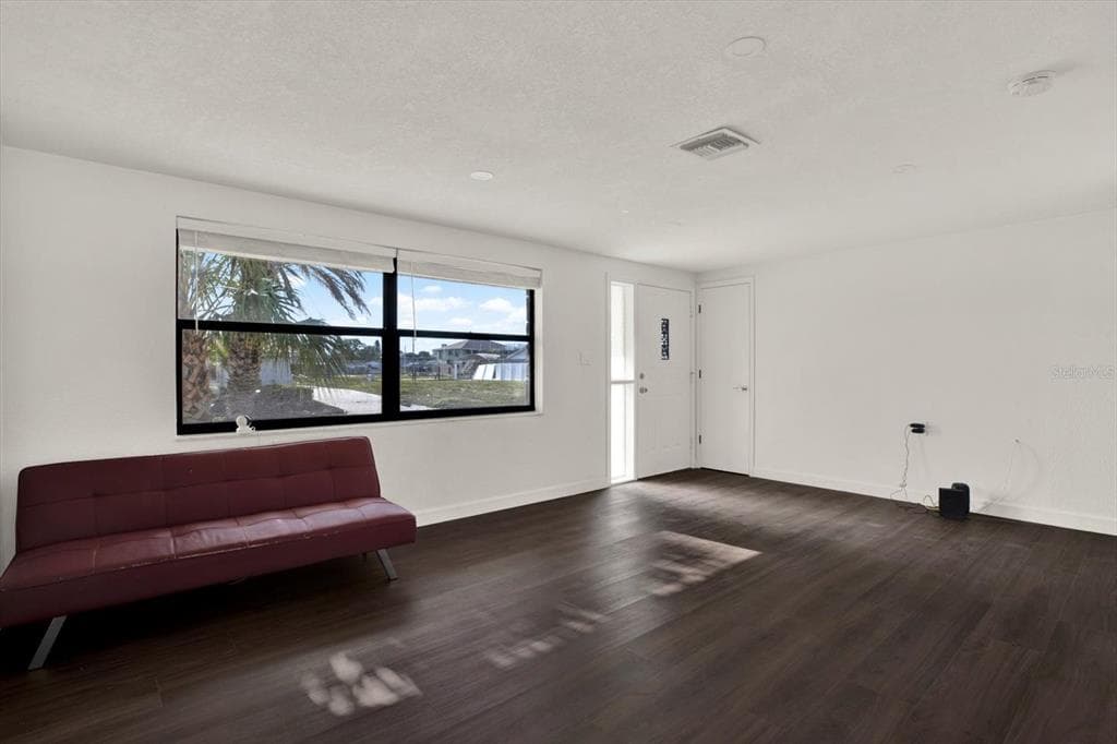 13605 GARRIS DRIVE photo 7