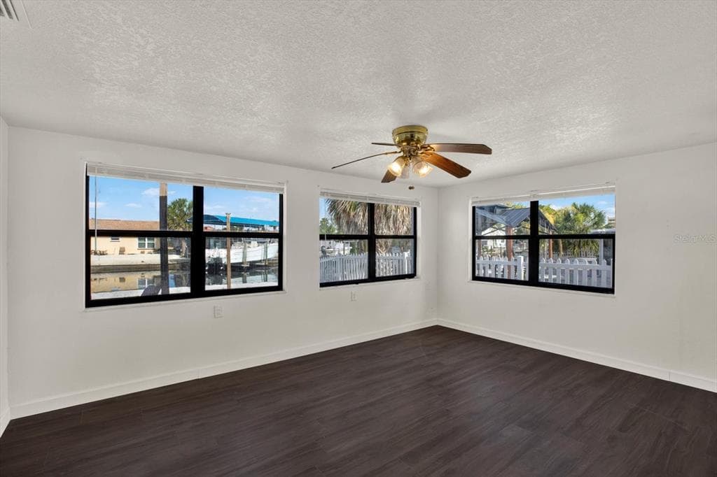 13605 GARRIS DRIVE photo 14