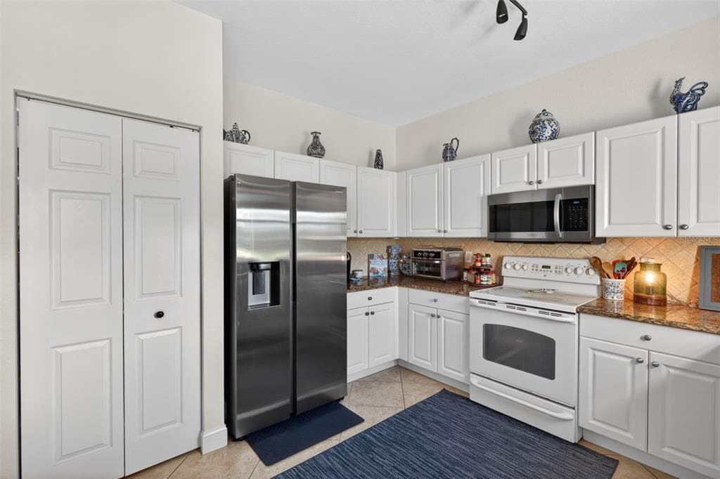 10284 CREPE JASMINE LANE photo 11