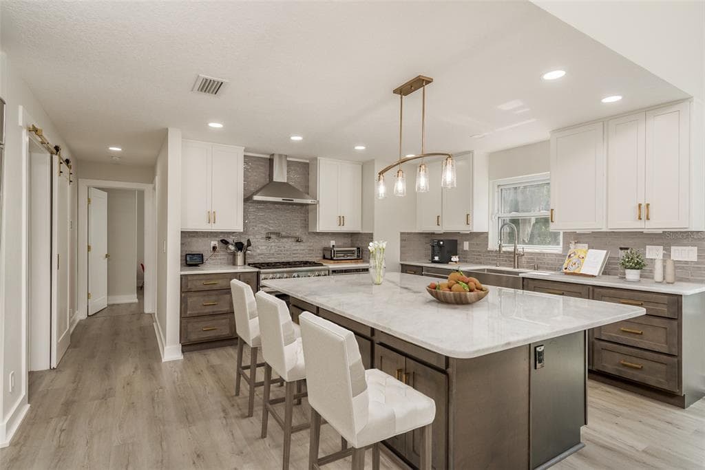 877 CYPRESS LAKEVIEW COURT photo 9