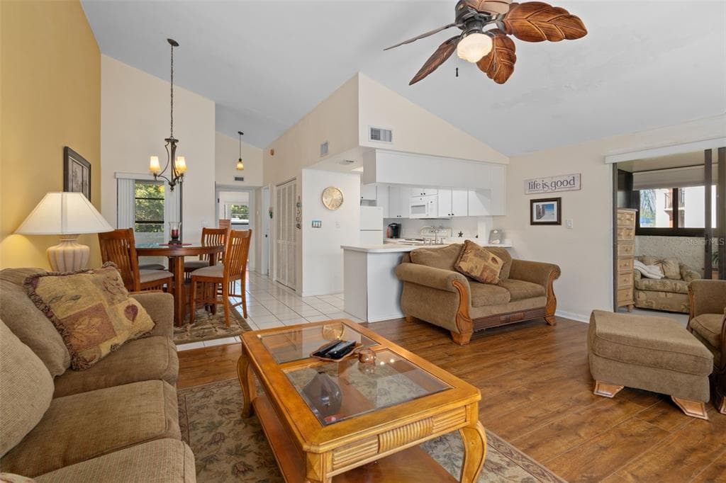 2571 CYPRUS DRIVE 1-201 photo 9