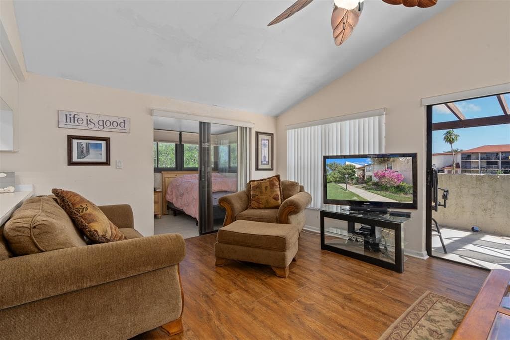 2571 CYPRUS DRIVE 1-201 photo 11