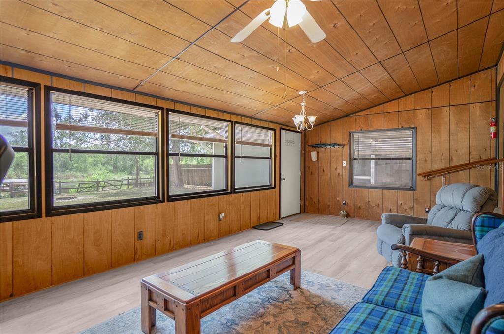 4556 E SHOREWOOD DRIVE photo 25