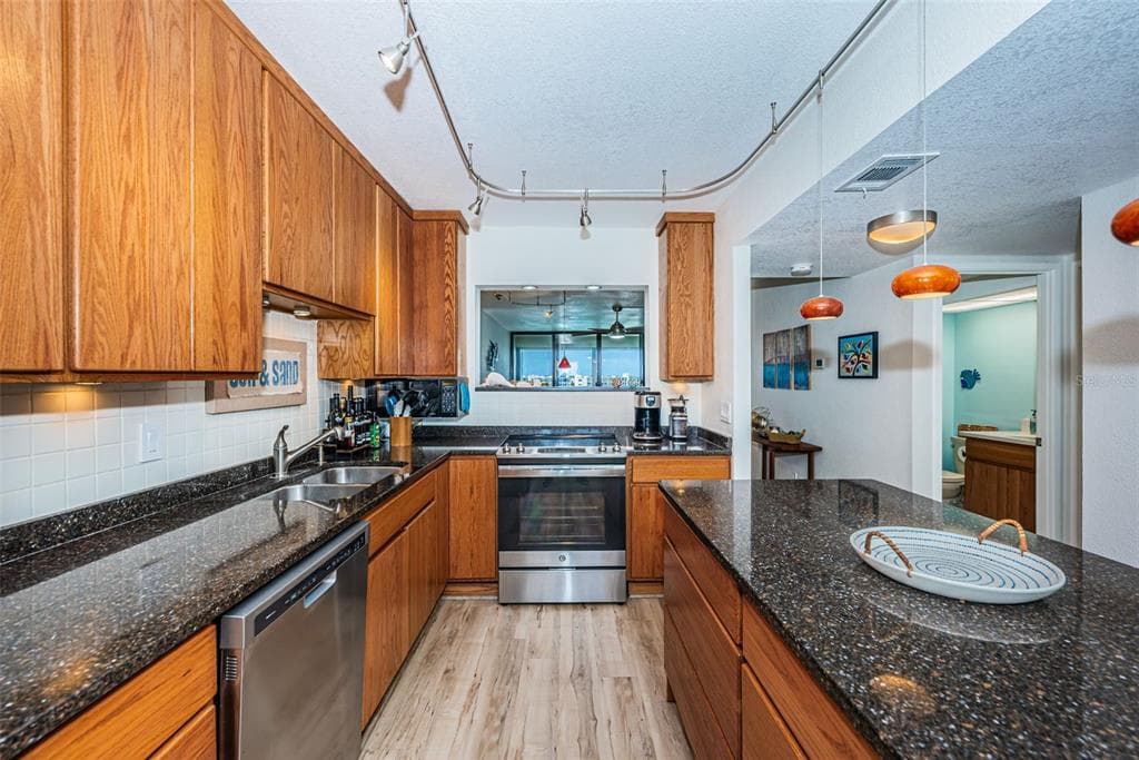 9525 BLIND PASS ROAD 505 photo 10