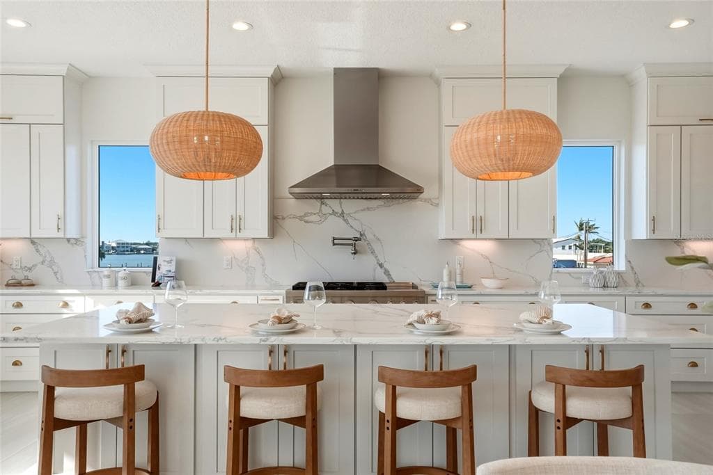 534 CRYSTAL DRIVE 3