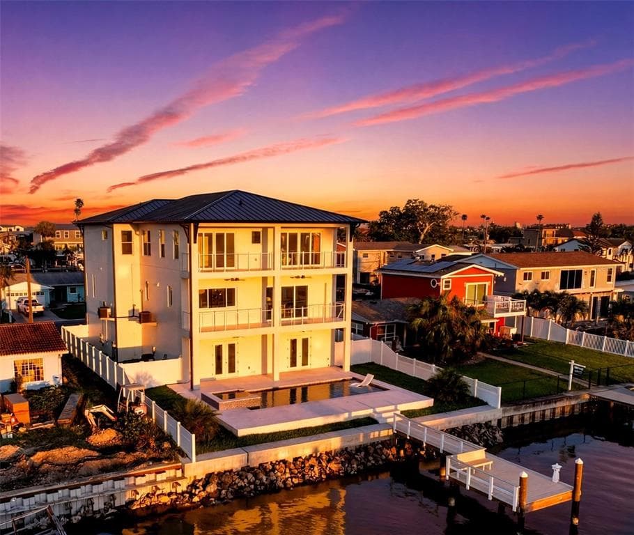 534 CRYSTAL DRIVE 1