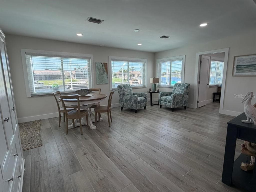 7 CEDARFORD COURT photo 24
