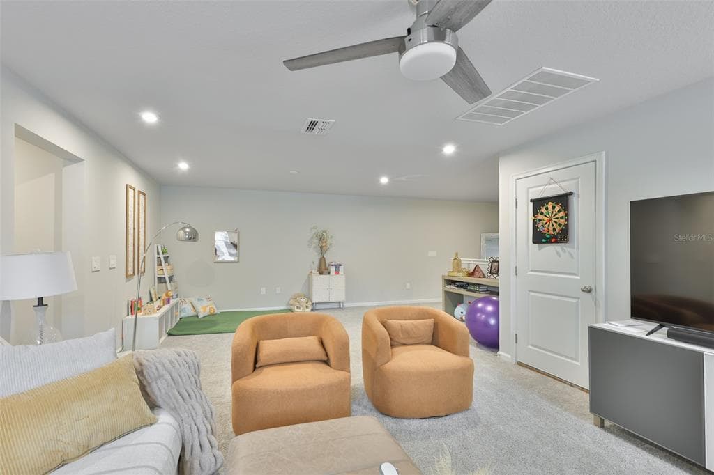 1123 CREEK VALLEY COURT photo 17