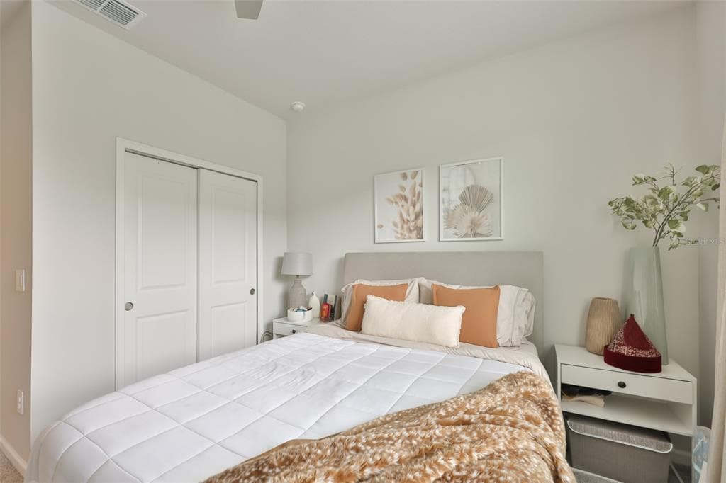 1123 CREEK VALLEY COURT photo 19
