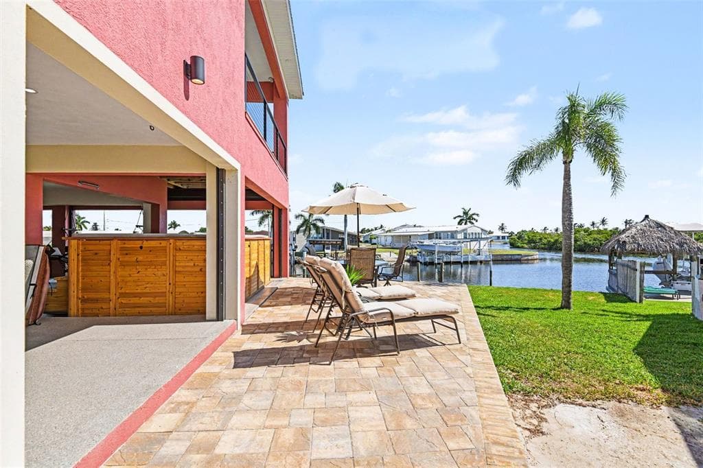 604 TAHITI COURT photo 24
