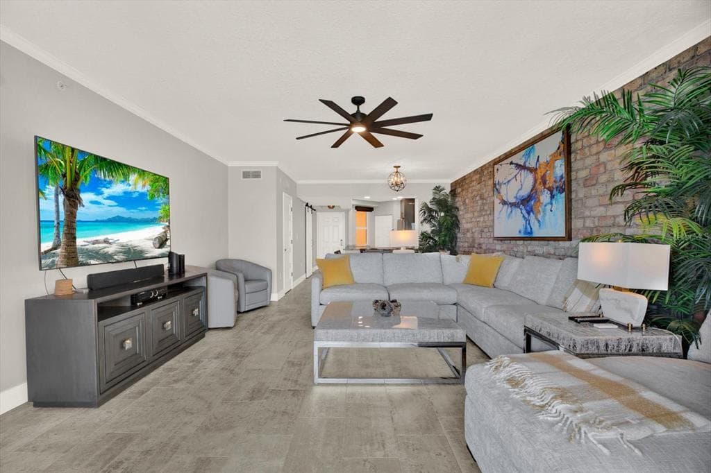 16450 GULF BOULEVARD 763 photo 8