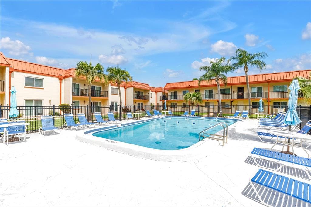 10375 PARADISE BOULEVARD 51 photo 6