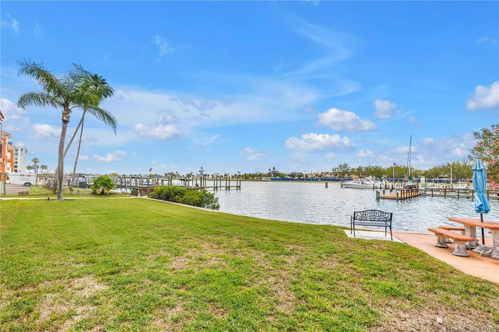 10375 PARADISE BOULEVARD 51 photo 10
