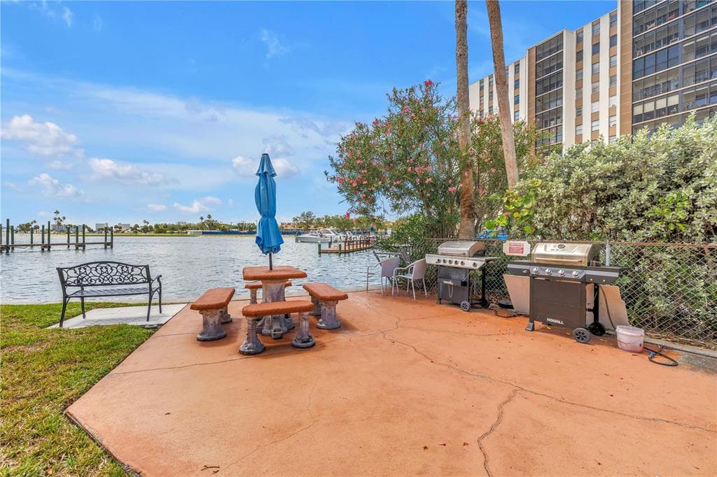 10375 PARADISE BOULEVARD #51 4
