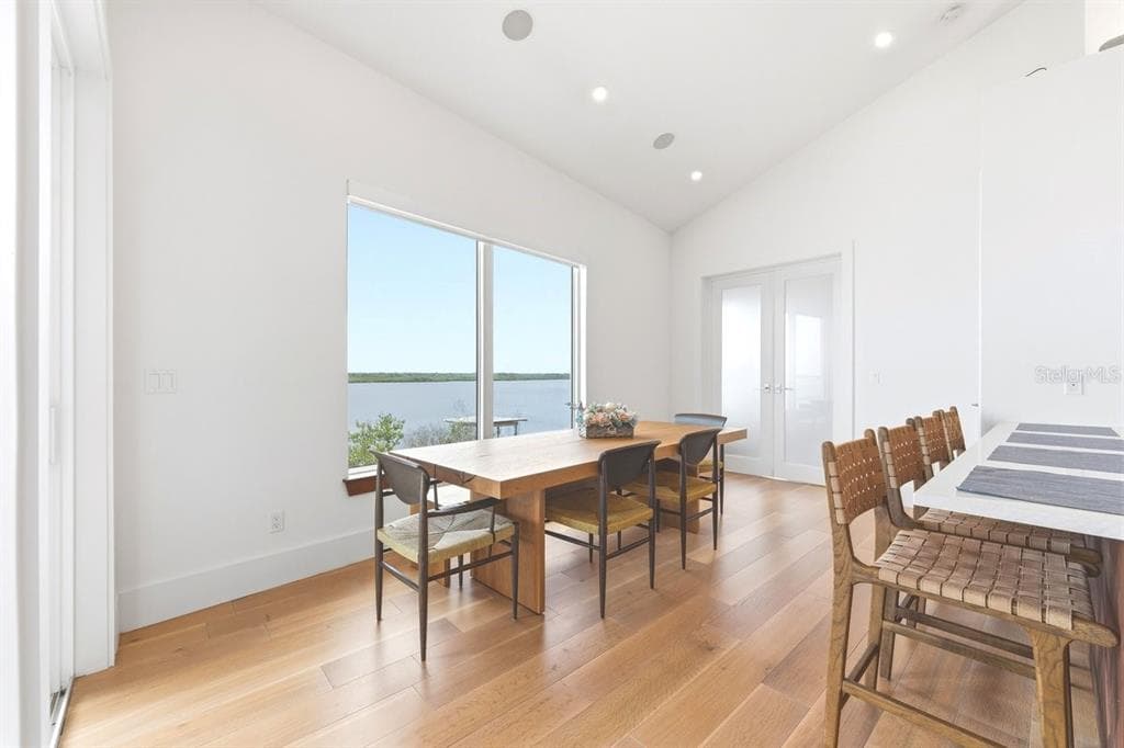 7050 TURTLEMOUND ROAD photo 23