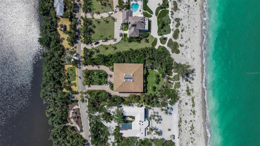 8132 SANDERLING ROAD photo 19