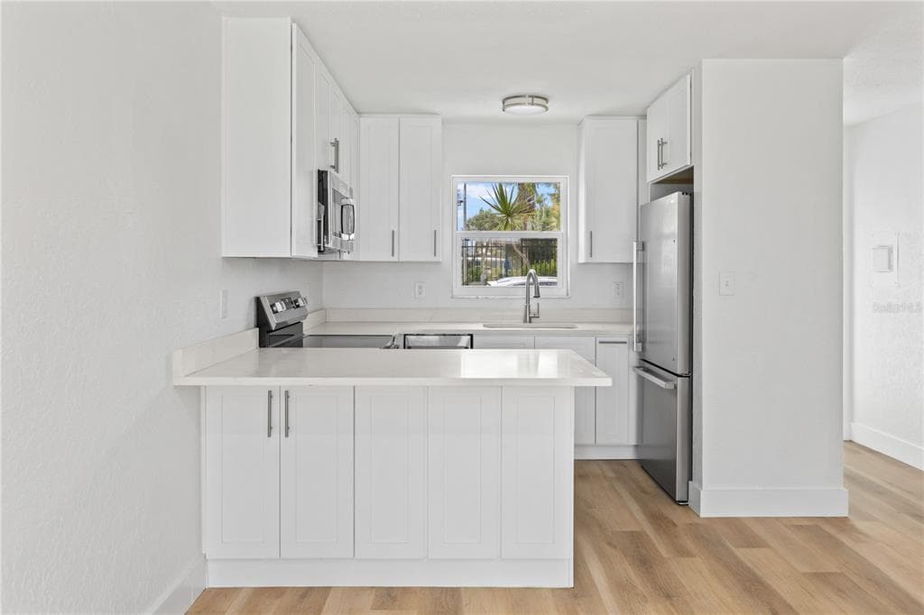 5830 MIDNIGHT PASS ROAD 29 photo 9
