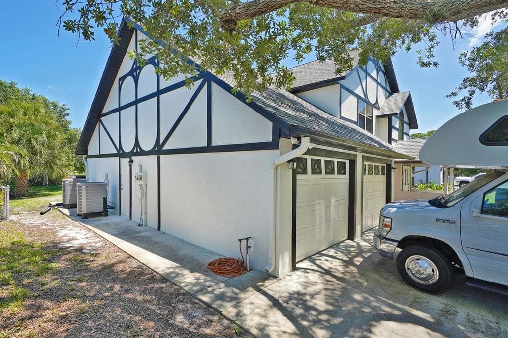 2080 NEWFOUND HARBOR DRIVE photo 13
