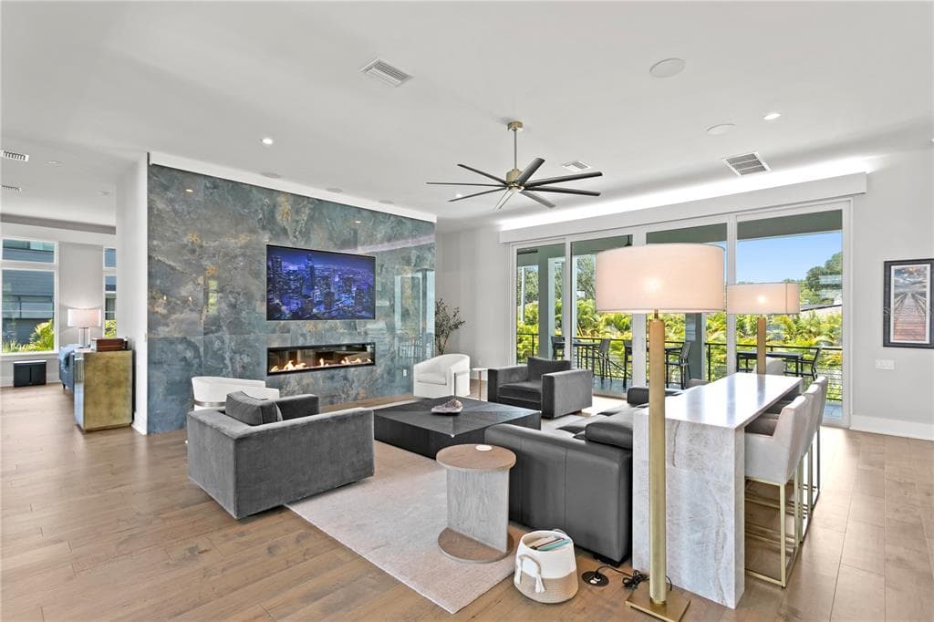 2926 COFFEE POT BOULEVARD NE photo 15