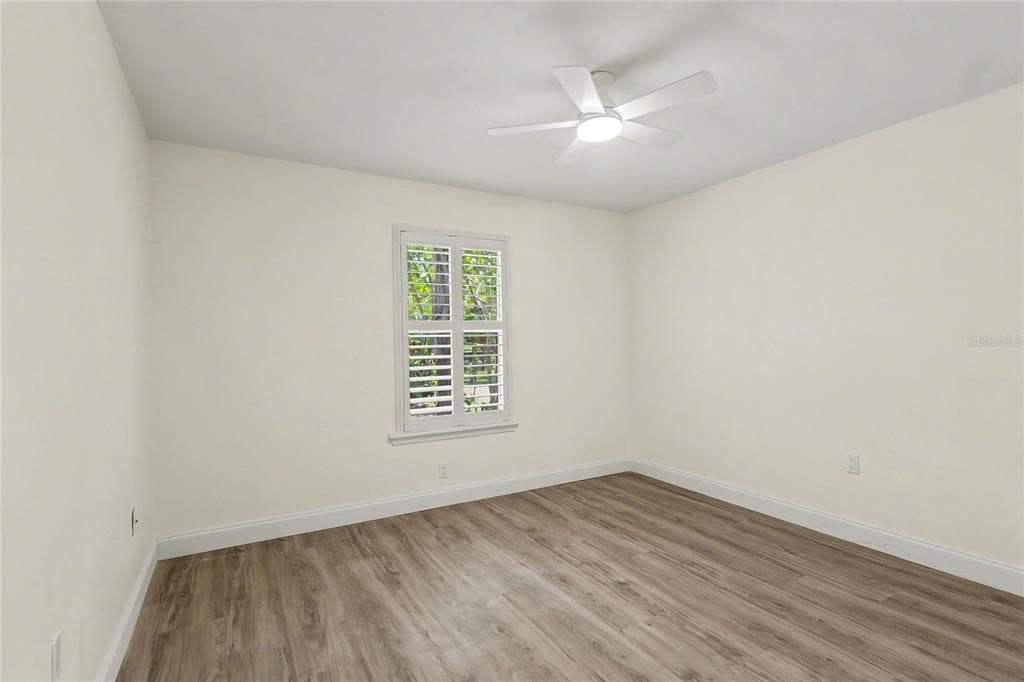 601 136TH COURT E photo 21