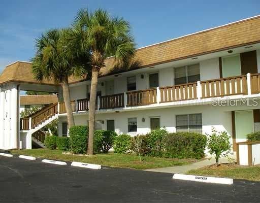 2 QUAILS RUN BOULEVARD 2104 photo 1