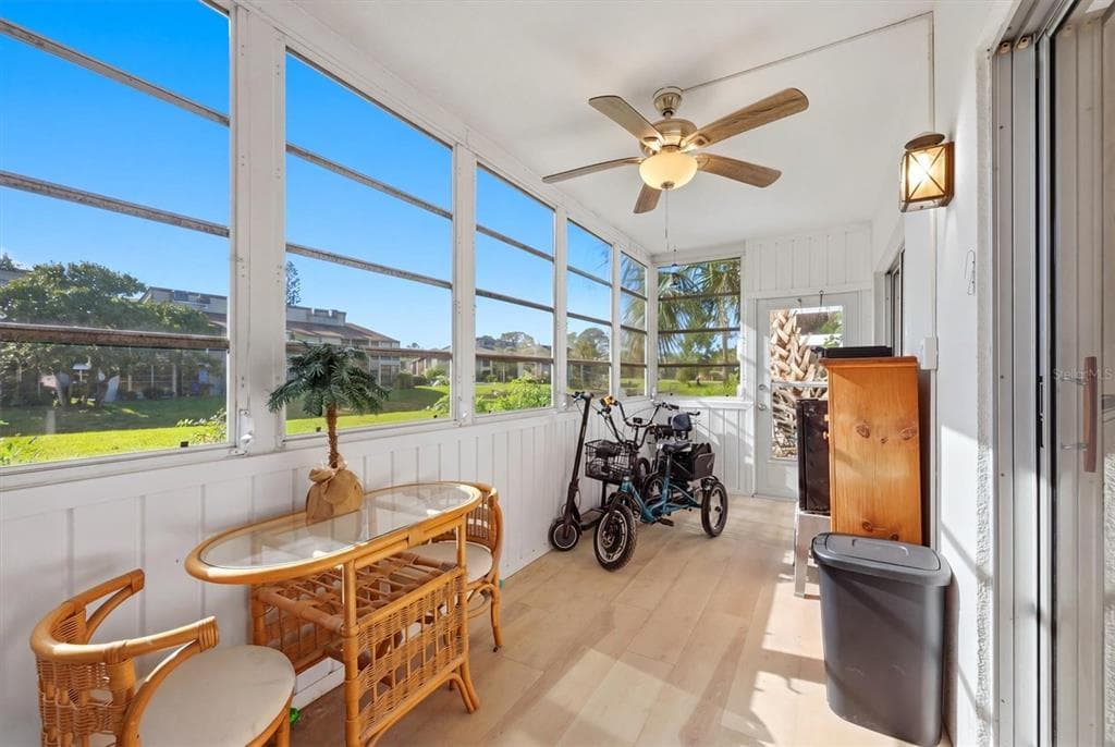 2 QUAILS RUN BOULEVARD 2104 photo 20