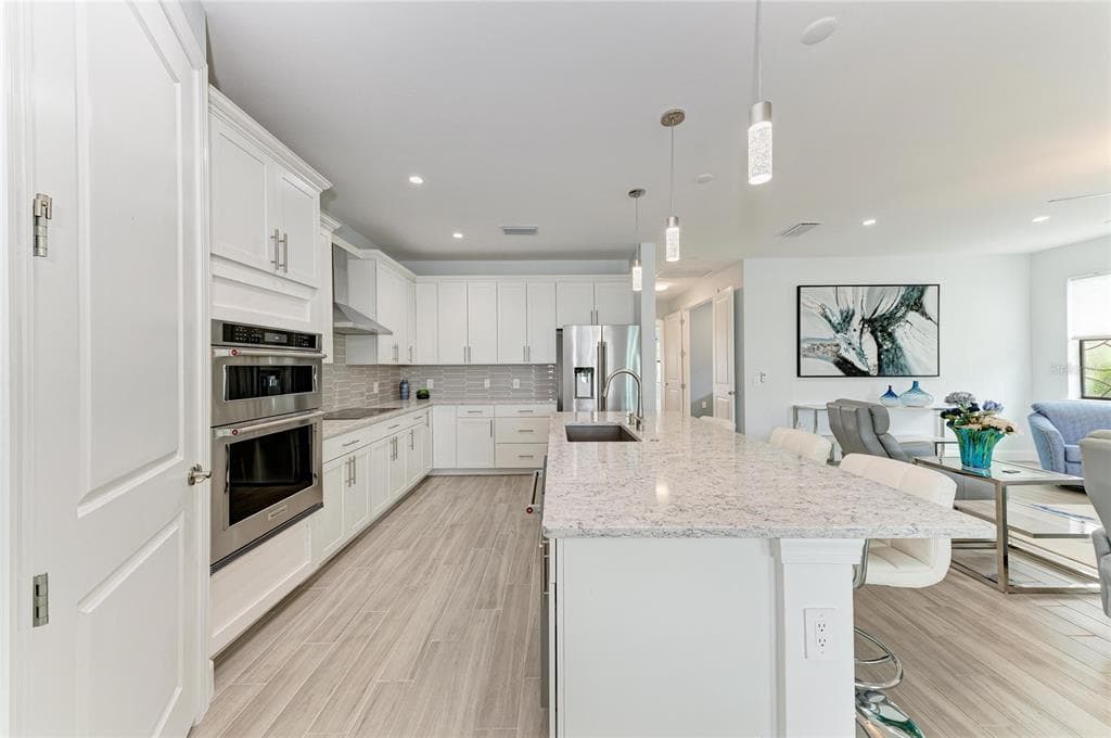 7412 SUMMERLAND COVE photo 19