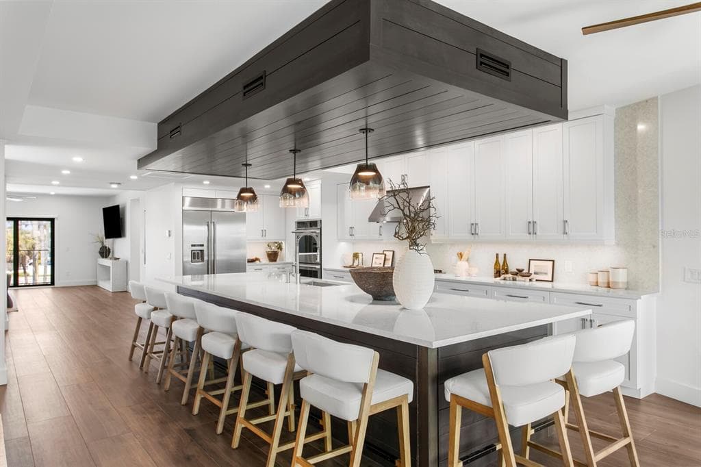 201 N HARBOR DRIVE photo 14