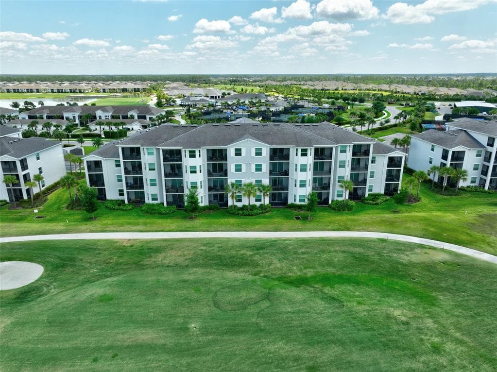43050 GREENWAY BOULEVARD 645 photo 18