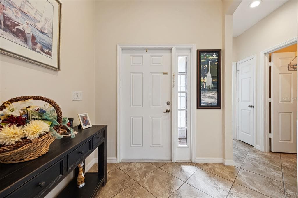 8648 LAKE FRONT COURT photo 5