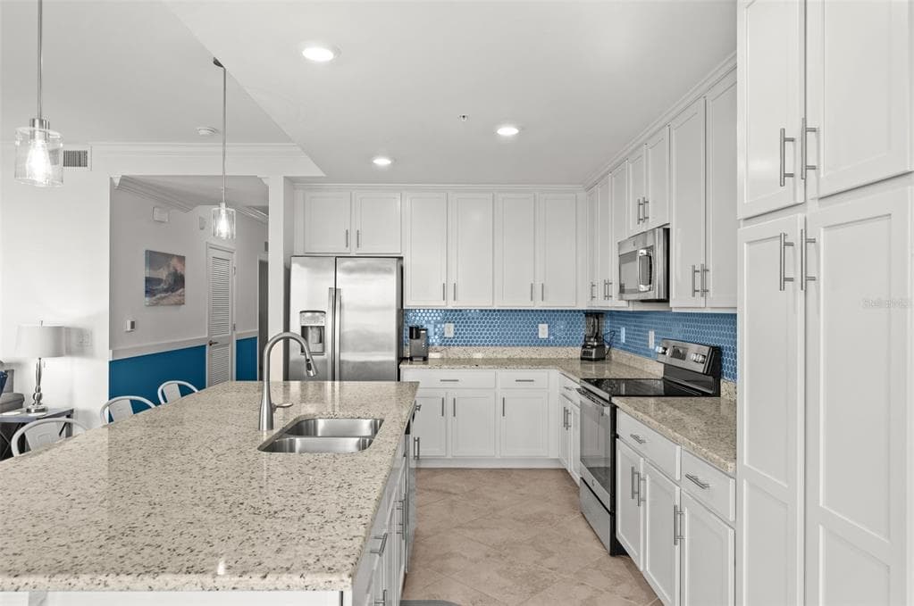 43040 GREENWAY BOULEVARD 536 photo 11