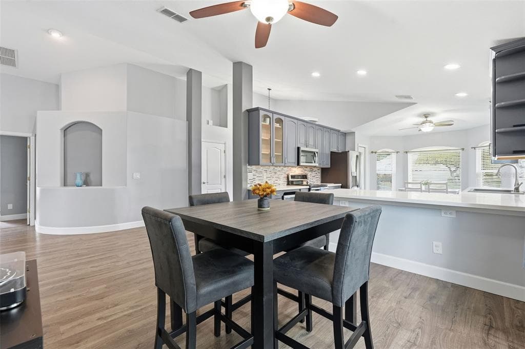 355 VENTURA DRIVE photo 13