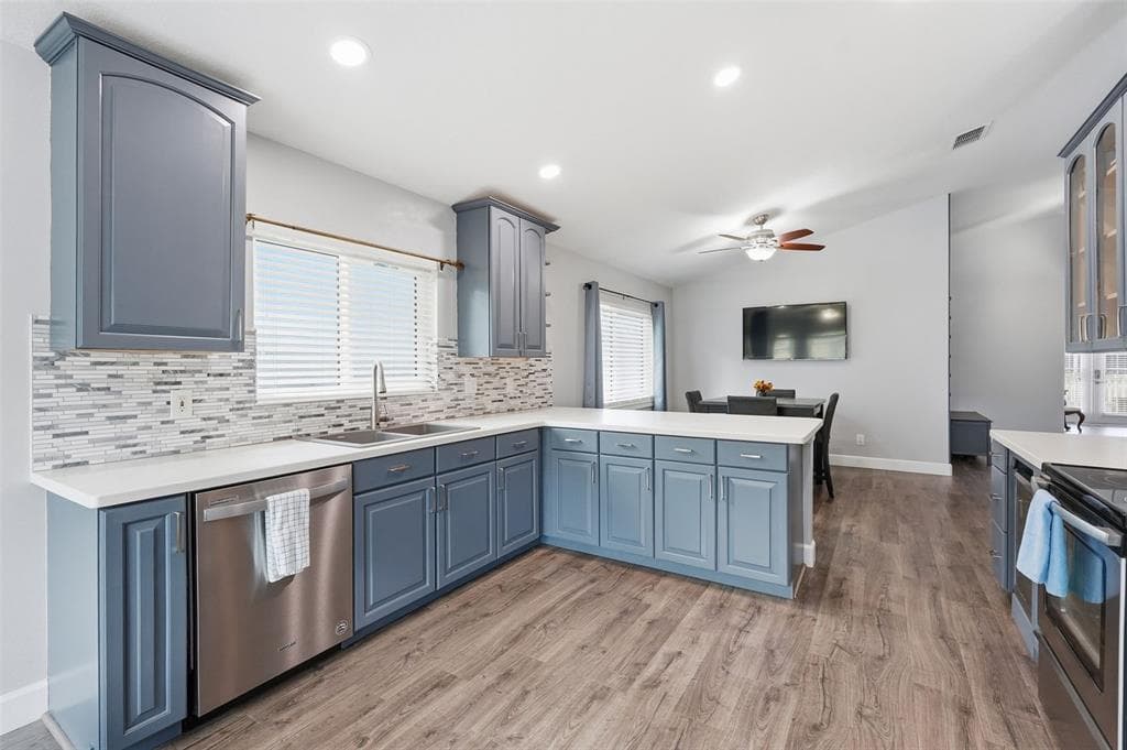 355 VENTURA DRIVE photo 7