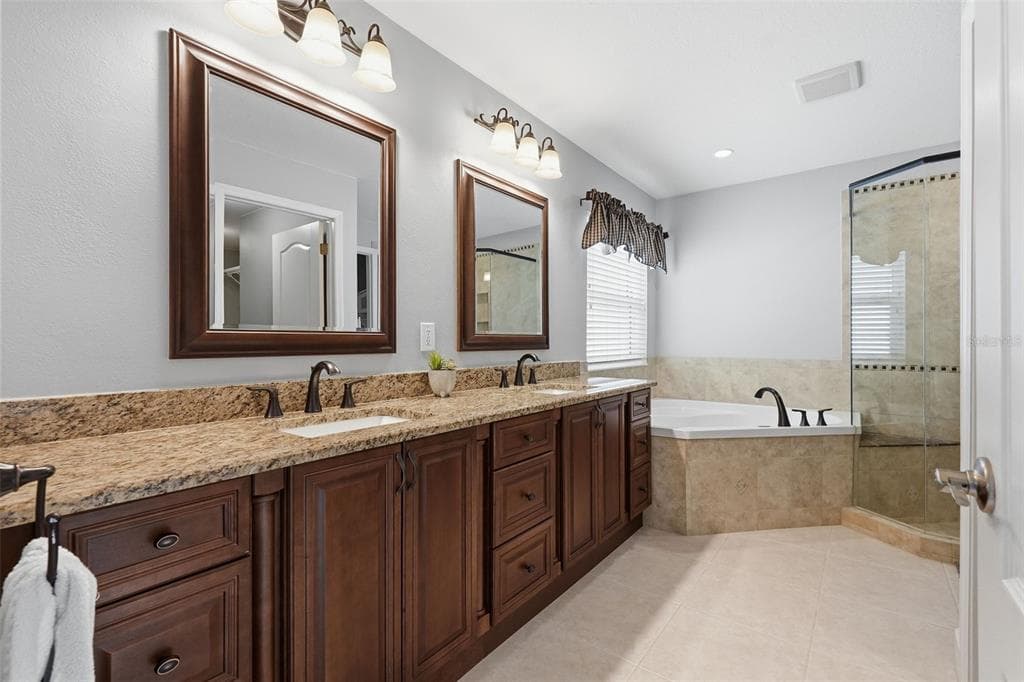 355 VENTURA DRIVE photo 18