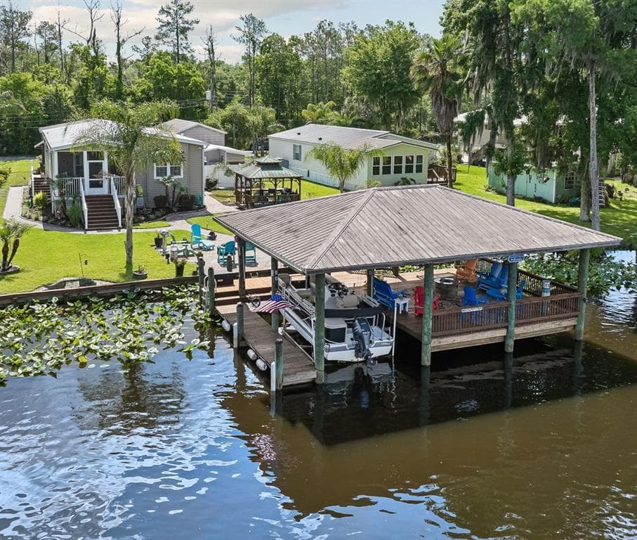 329 PARADISE CIRCLE 1