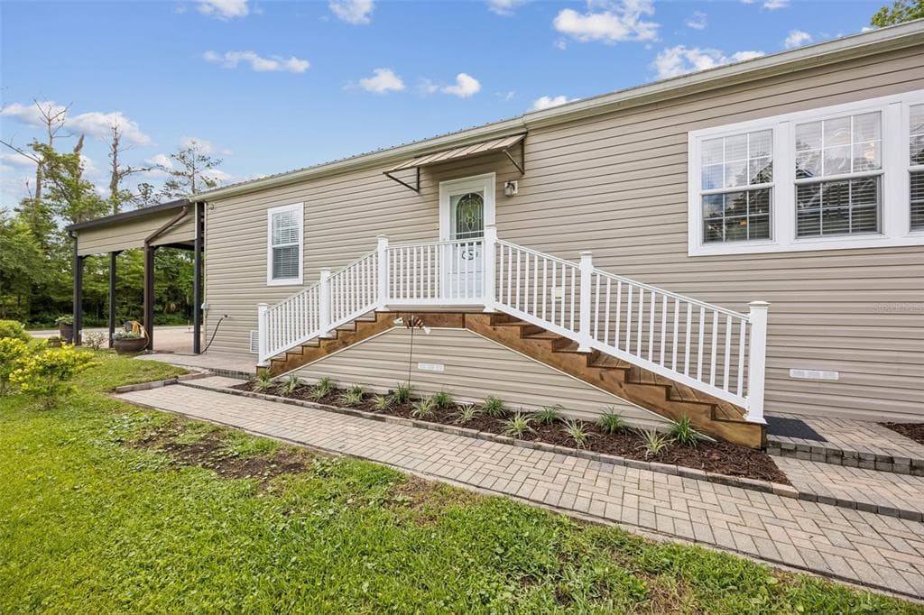 329 PARADISE CIRCLE 4
