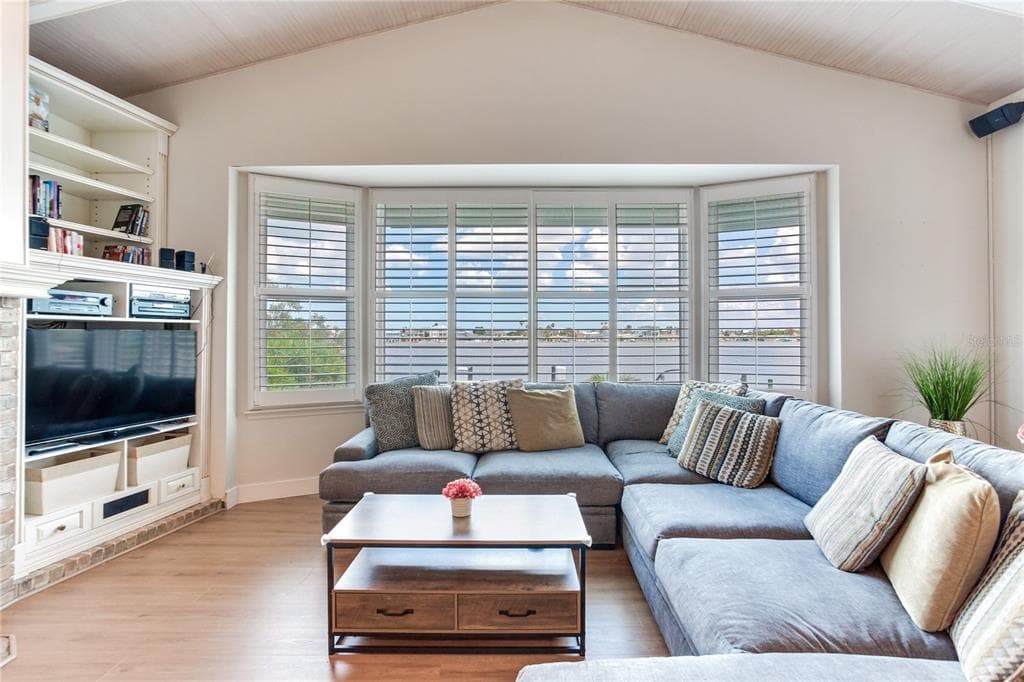 330 173RD AVENUE E photo 20