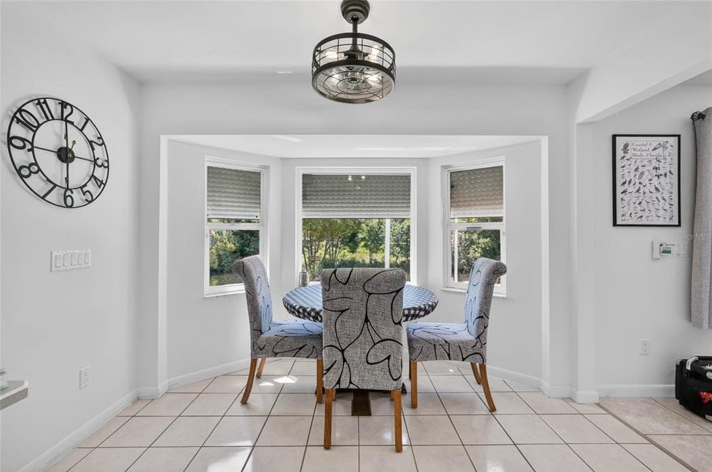 36 FLAMINGO DRIVE photo 23