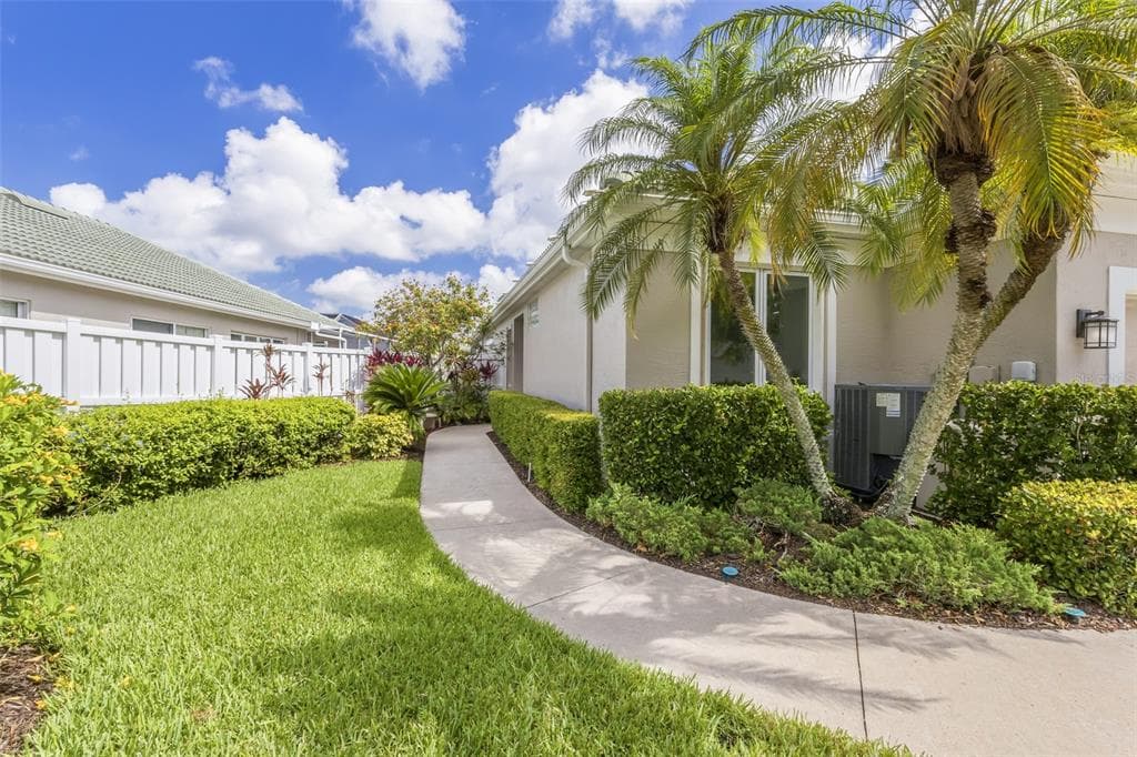 8669 54TH AVENUE CIRCLE E photo 8