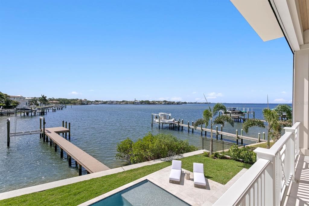 16 SANDPIPER ROAD 3