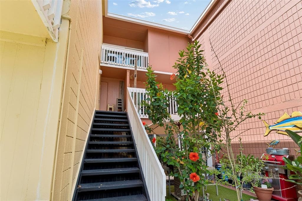 2424 W TAMPA BAY BOULEVARD I204 photo 14