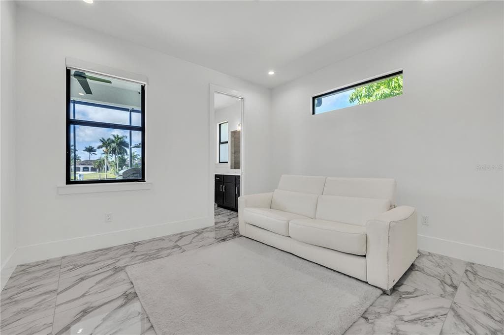 1323 PENGUIN COURT photo 23