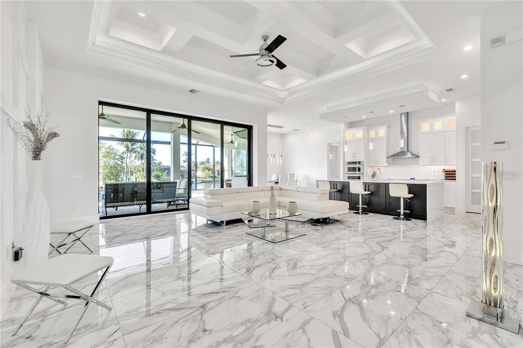 1323 PENGUIN COURT 5